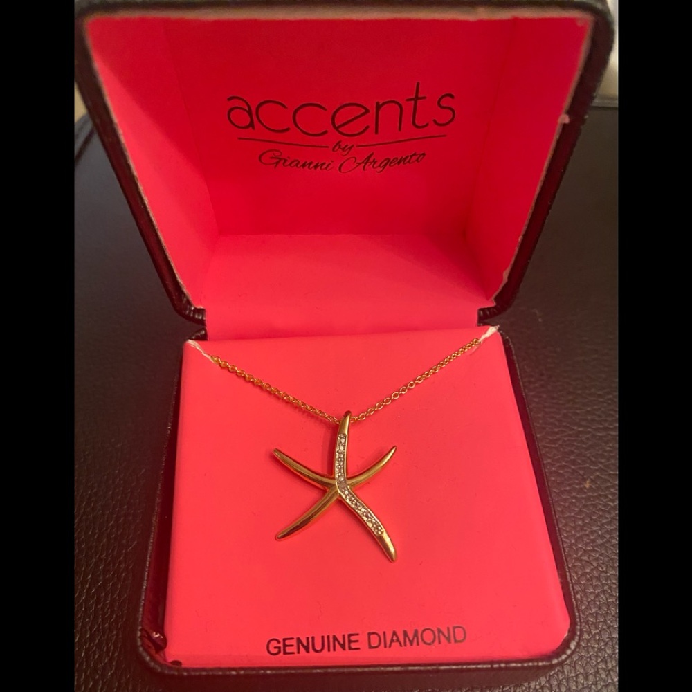 Starfish necklace